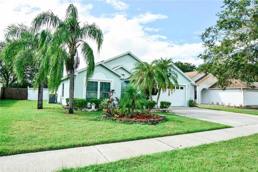 2062 Sarah Louise Dr., Brandon, FL 33510