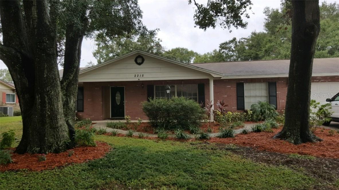 2215 Krista Ln., Brandon, FL 33511