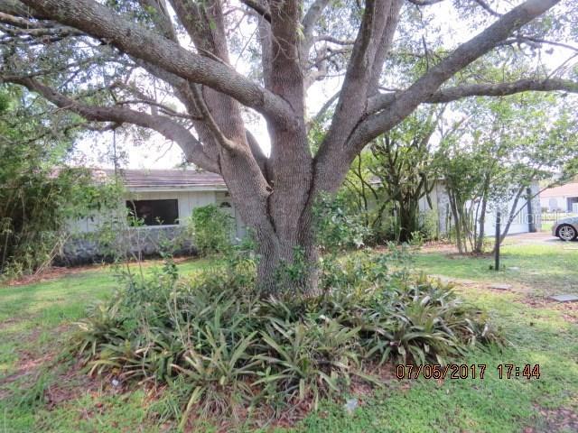 617 Royal Crest Dr., Brandon, FL 33511