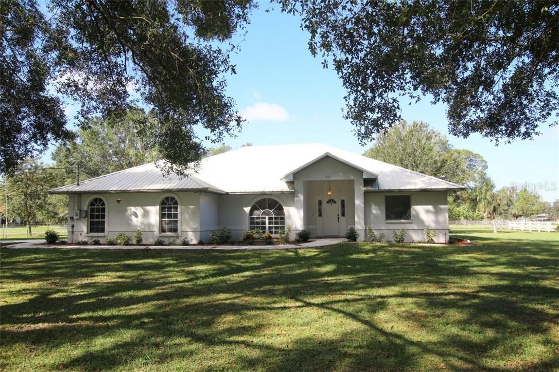 511 S Wiggins Rd., Plant City, FL 33566