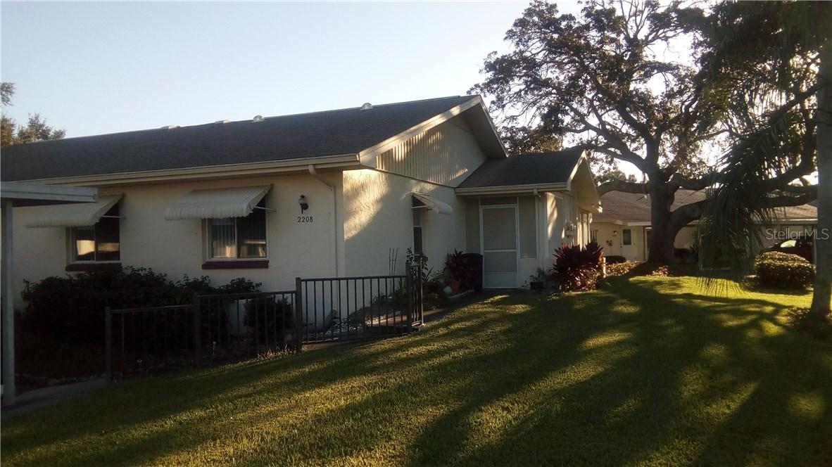 2208 Greenwich Dr. #44, Sun City Center, FL 33573