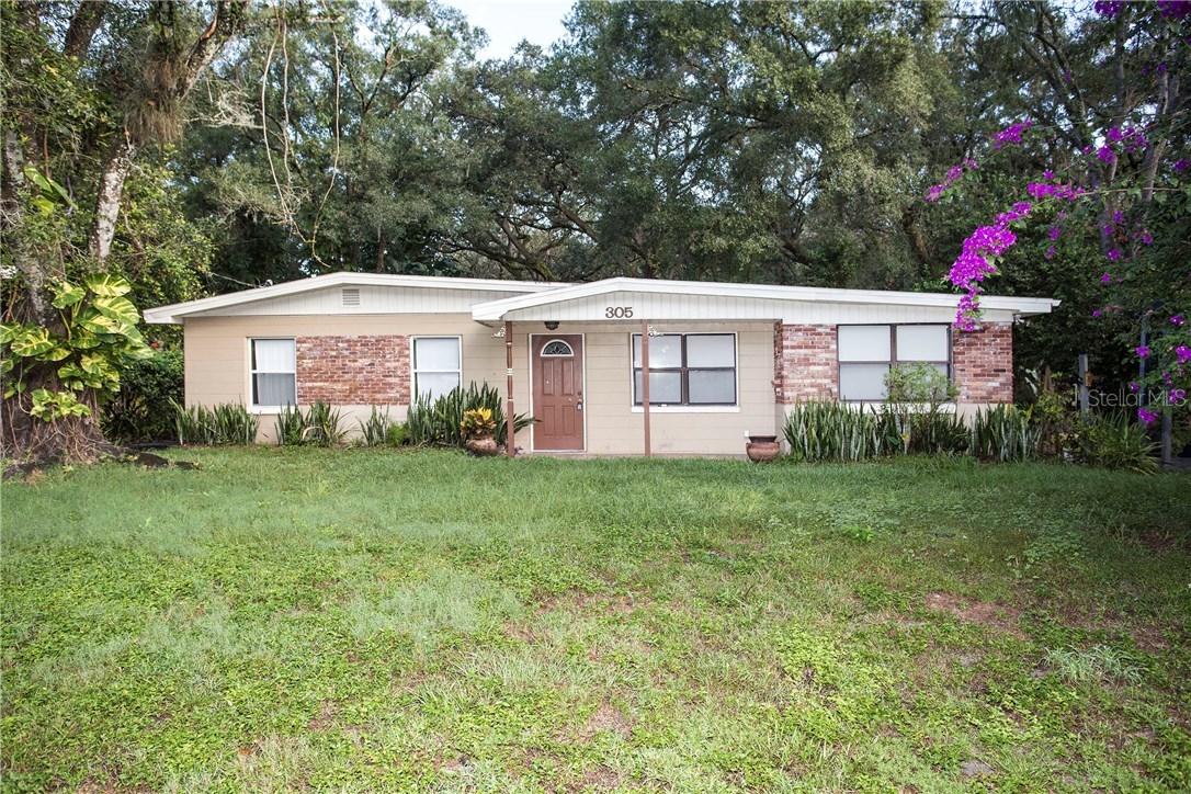 305 Jeanal Pl., Tampa, FL 33612