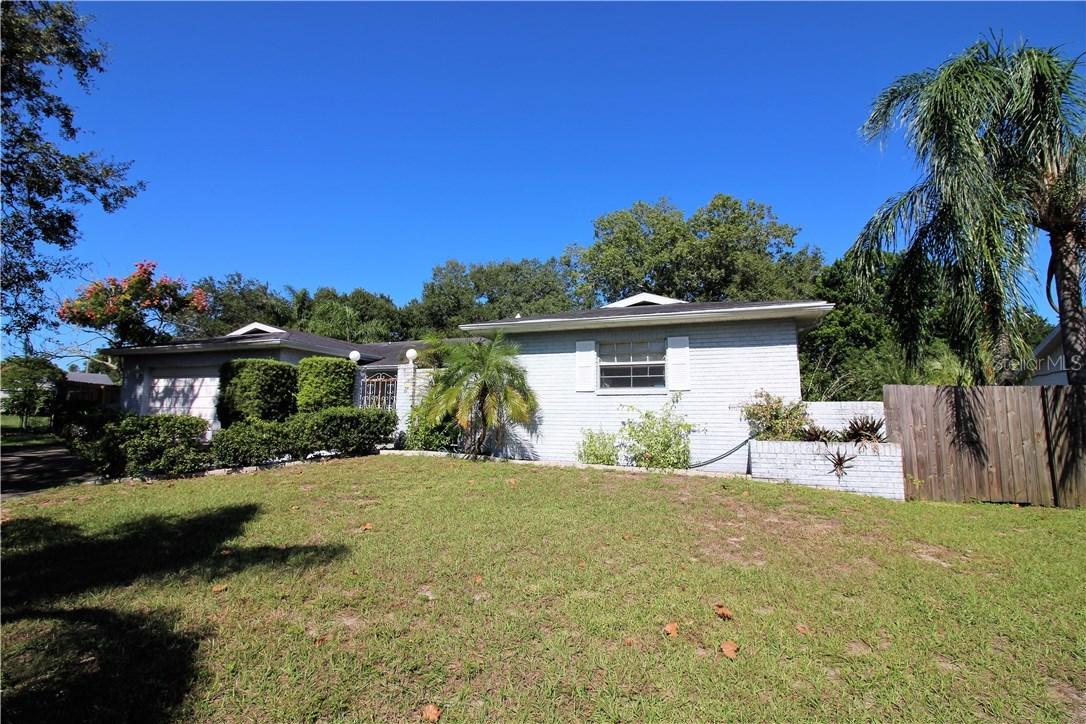 718 Sailfish Dr., Brandon, FL 33511