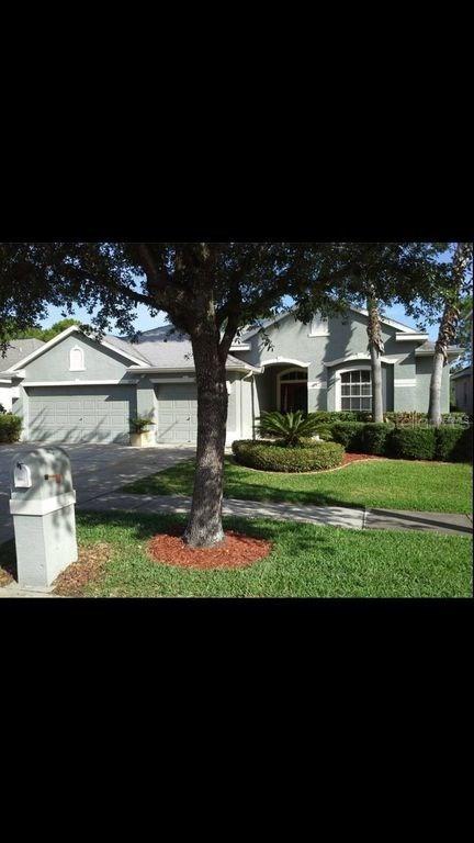 18812 Chopin Dr., Lutz, FL 33558