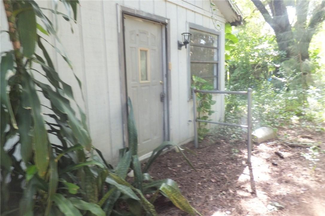 15741 Rhodes Rd., Clearwater, FL 33760