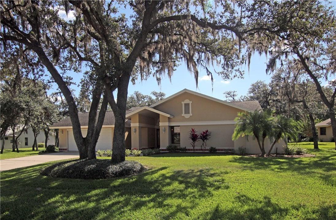 2805 Wedgewood Dr., Plant City, FL 33566