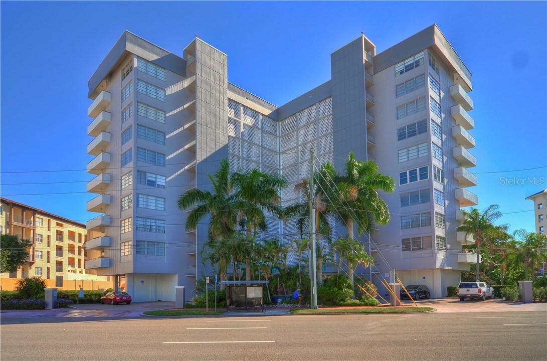 470 3rd St. #404, St Petersburg, FL 33701
