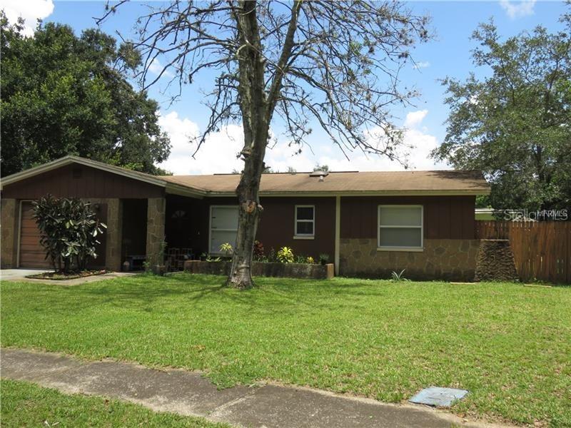 609 Falkirk Ave., Valrico, FL 33594