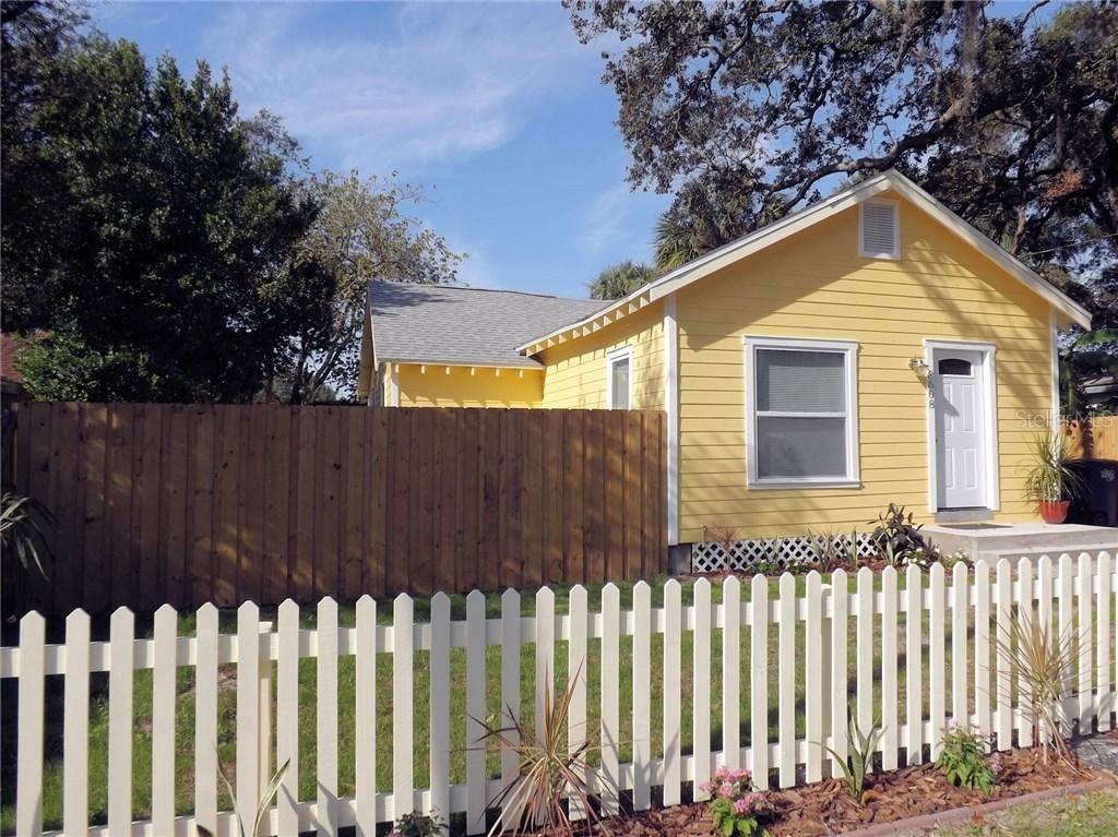 8608 N 9th St., Tampa, FL 33604