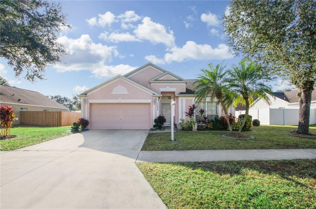 26906 Haverhill Dr., Lutz, FL 33559