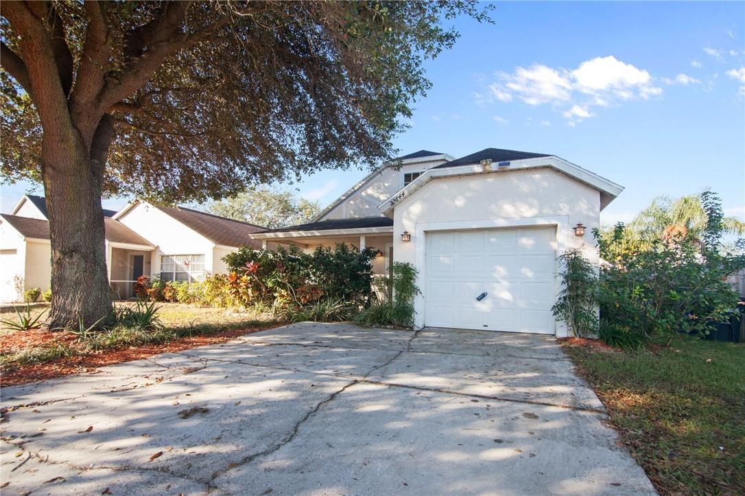 22644 St Thomas Creek, Lutz, FL 33549