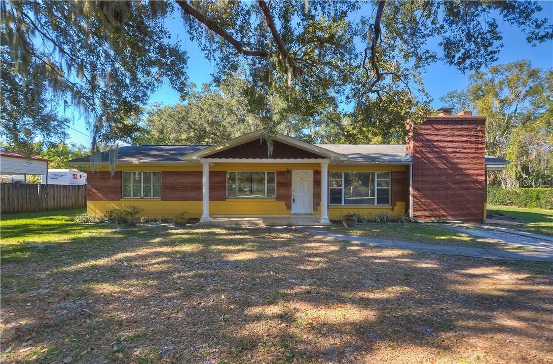 15024 Lake Magdalene Blvd., Tampa, FL 33618