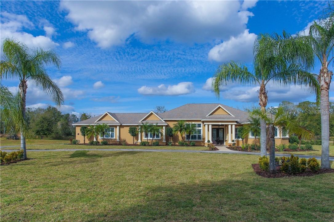 1514 Green Meadow Dr., Lutz, FL 33549