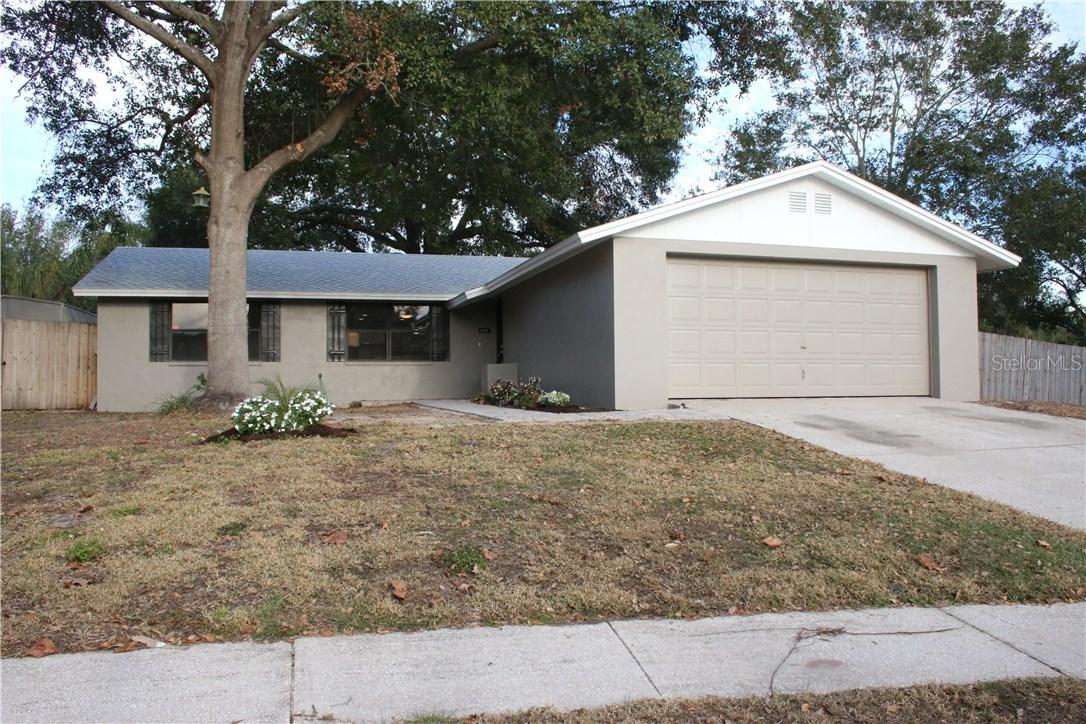 801 Canoe Ct., Brandon, FL 33510