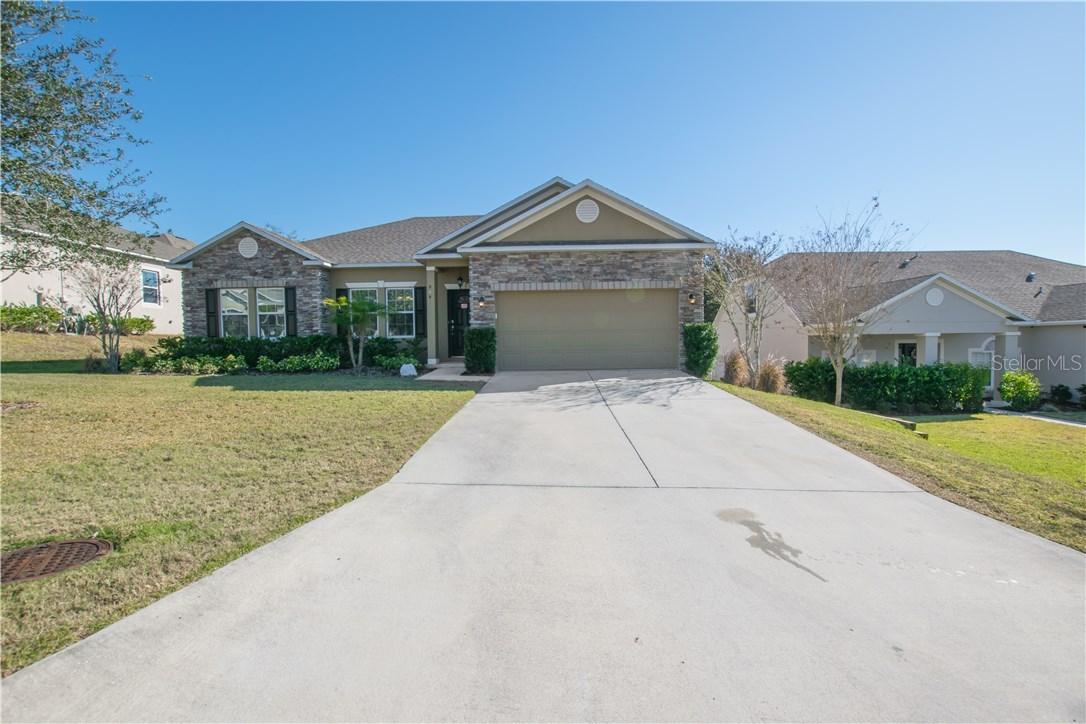 864 Marietta Ln., Eustis, FL 32726