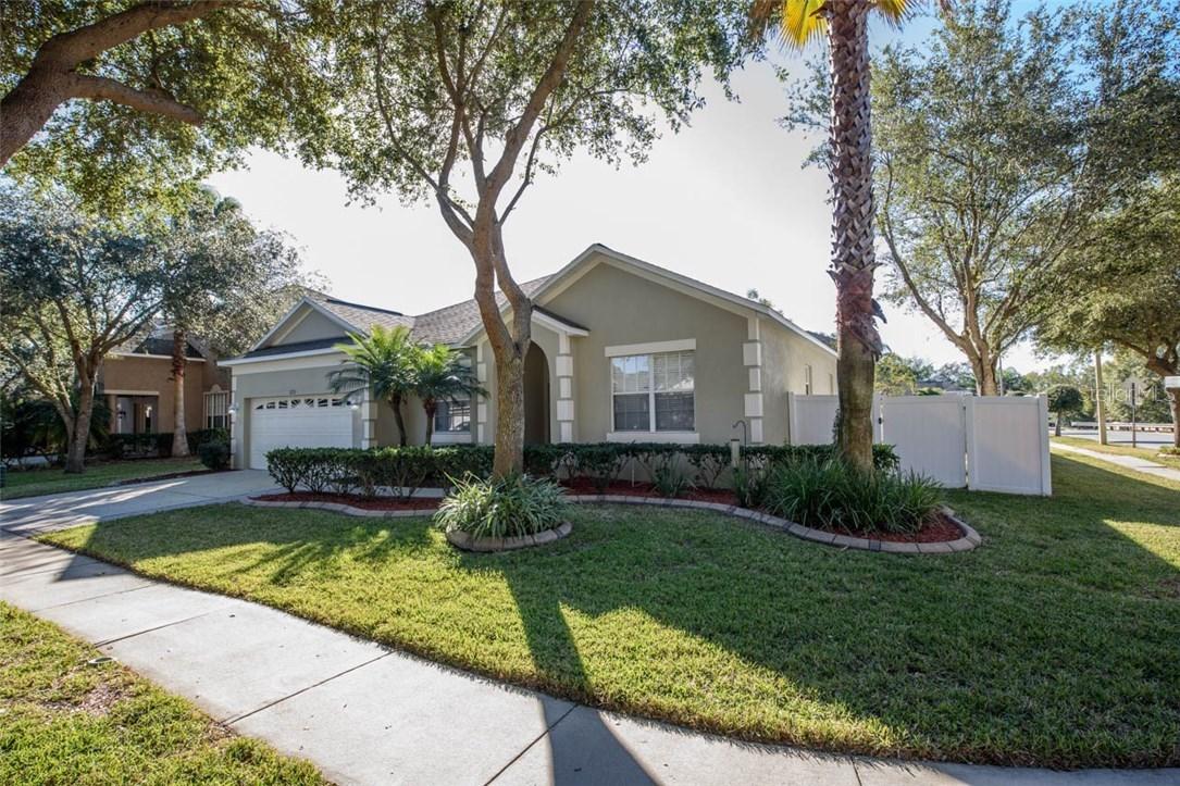 2731 Avon River Dr., Valrico, FL 33596