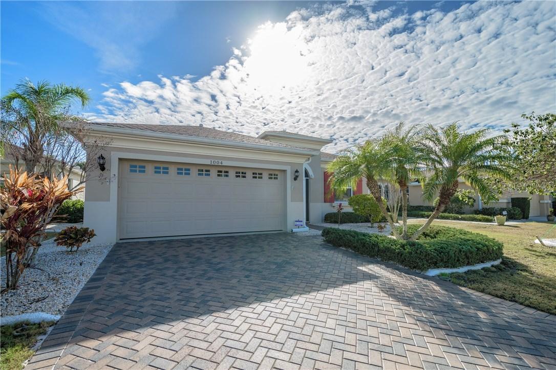 1004 Regal Manor Way, Sun City Center, FL 33573