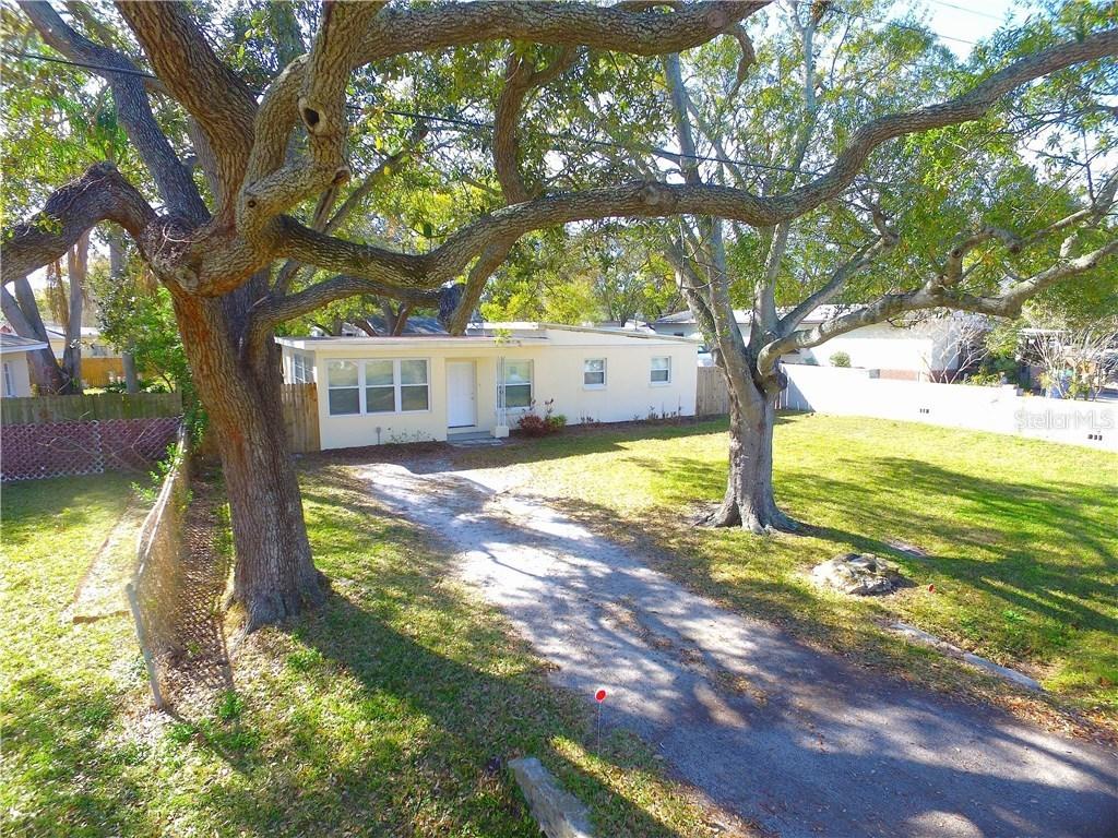 3030 W Napoleon Ave., Tampa, FL 33611