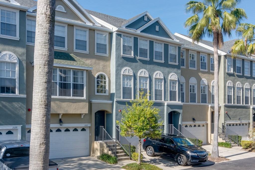 1527 Pleasant Harbour Way, Tampa, FL 33602