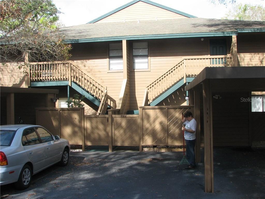 304 Lennox Rd., Palm Harbor, FL 34683