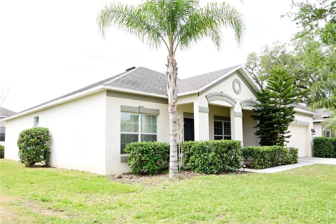 1319 Rowantree Dr., Dover, FL 33527