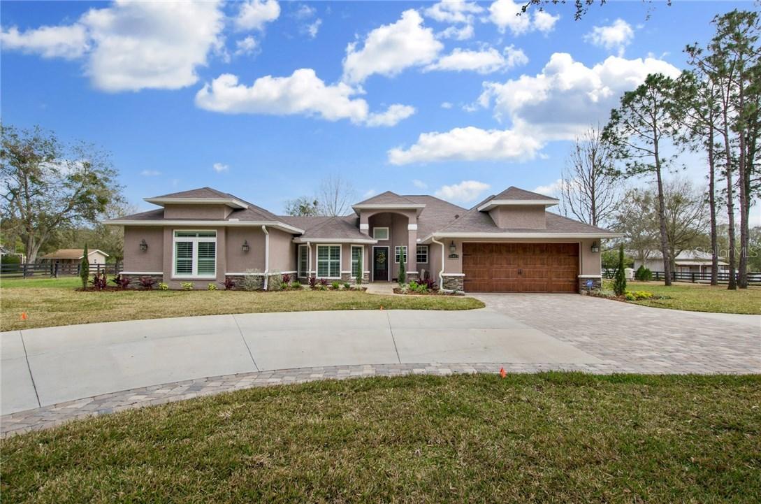 18413 30th St., Lutz, FL 33559