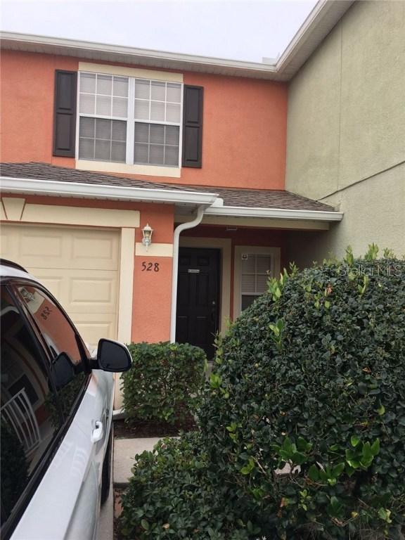 528 Cresting Oak Cir. #8, Orlando, FL 32824