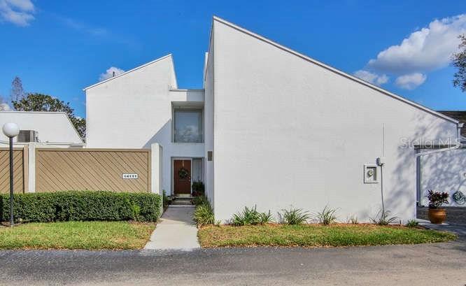 14111 Cypress Run, Tampa, FL 33618