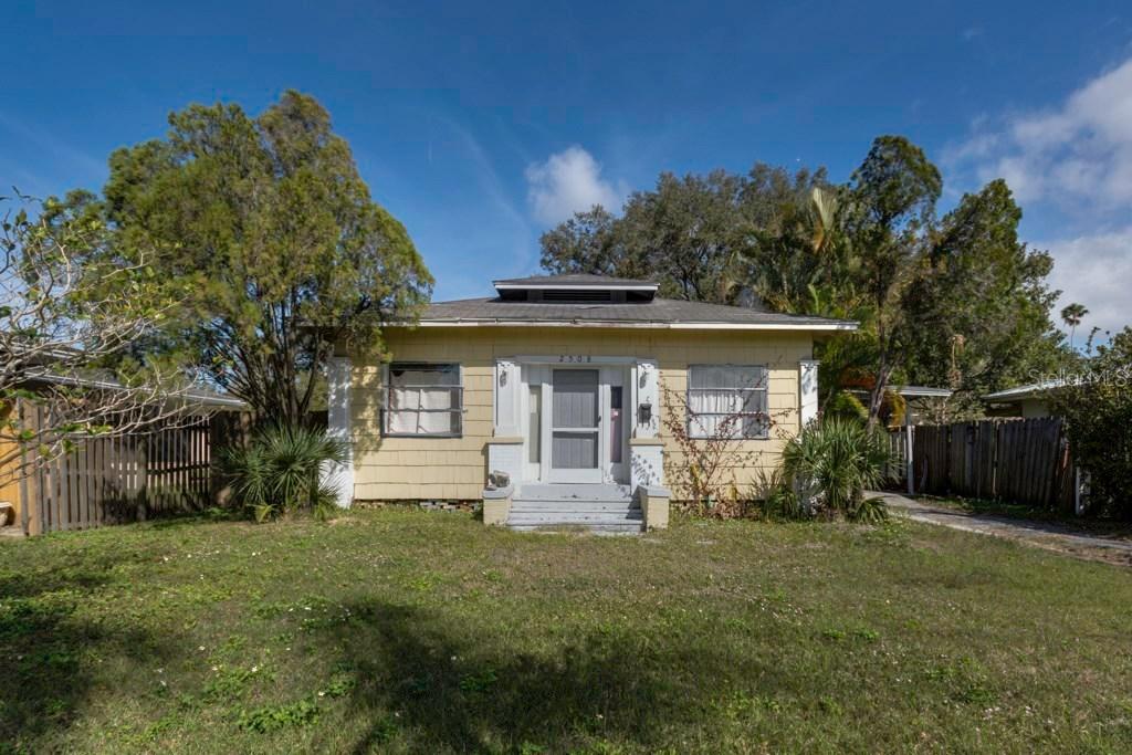 2508 17th Ave., Bradenton, FL 34205