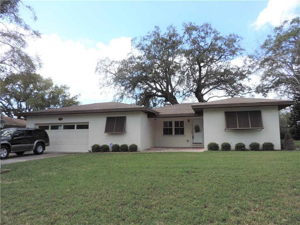 986 Fountainhead Dr., Largo, FL 33770