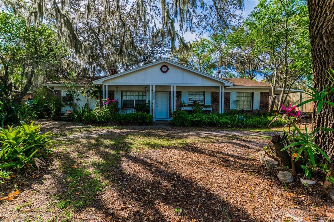 12112 Midlake Dr., Tampa, FL 33612