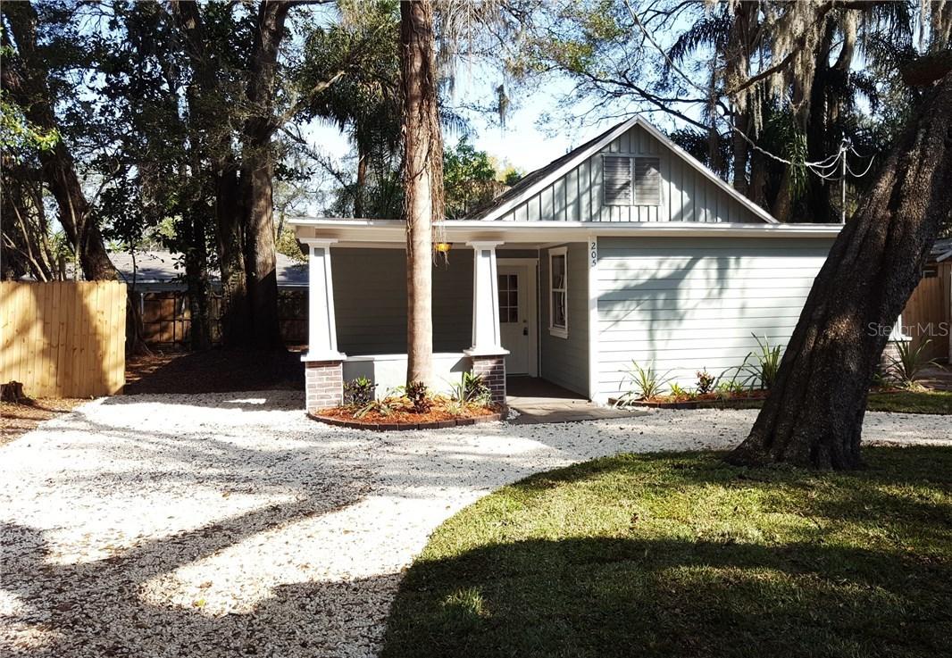 205 W Hiawatha St., Tampa, FL 33604