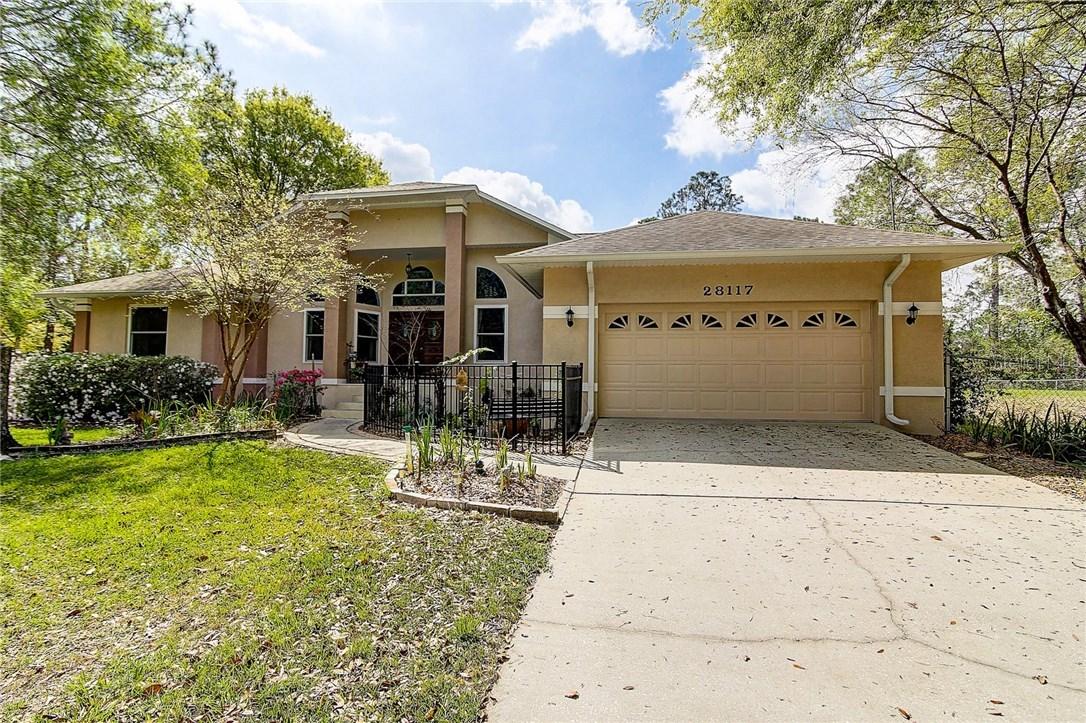 28117 Hobbitt Ln., Wesley Chapel, FL 33544
