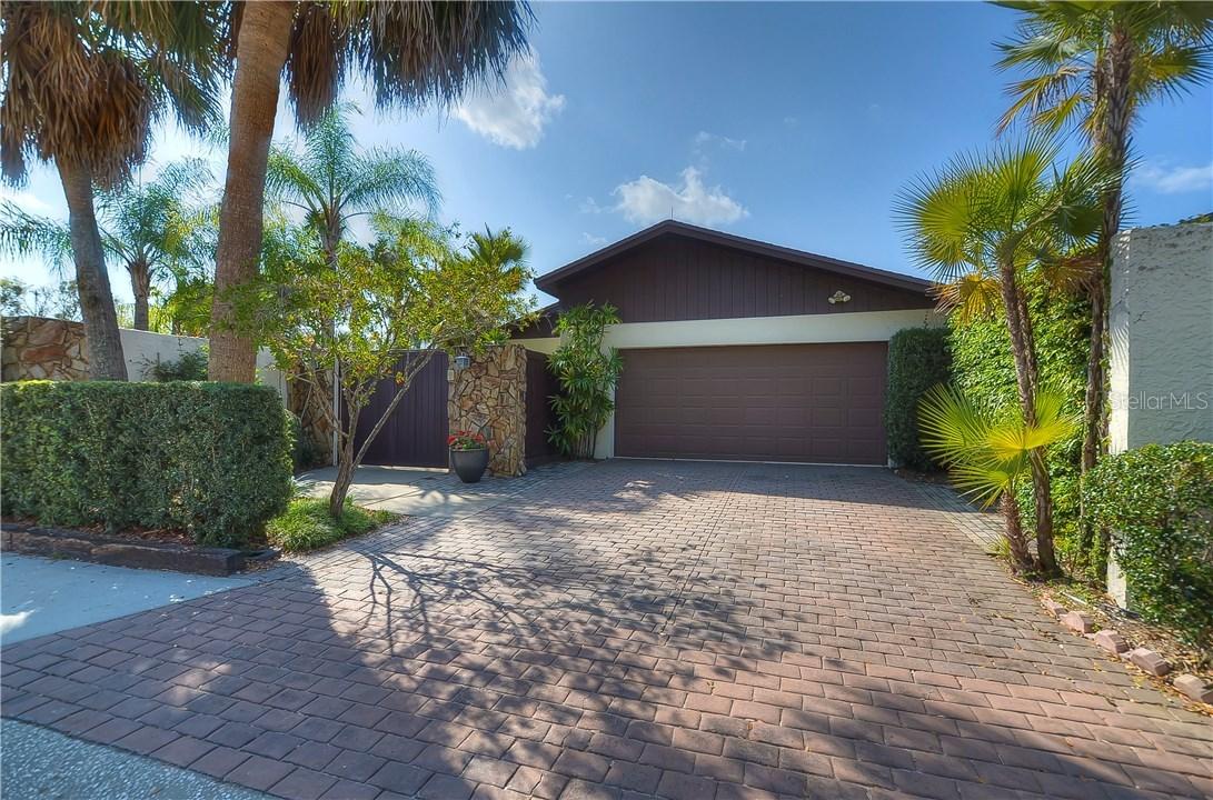 5015 Paloma Dr., Tampa, FL 33624