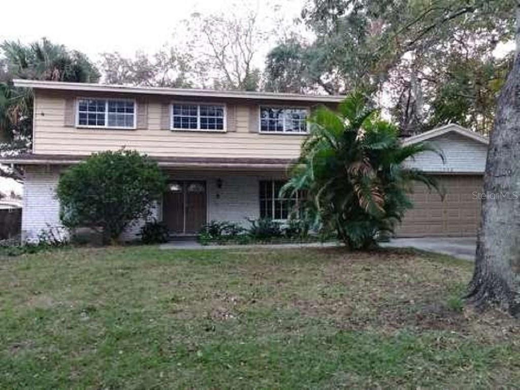 1906 Red Fox Ln., Brandon, FL 33510