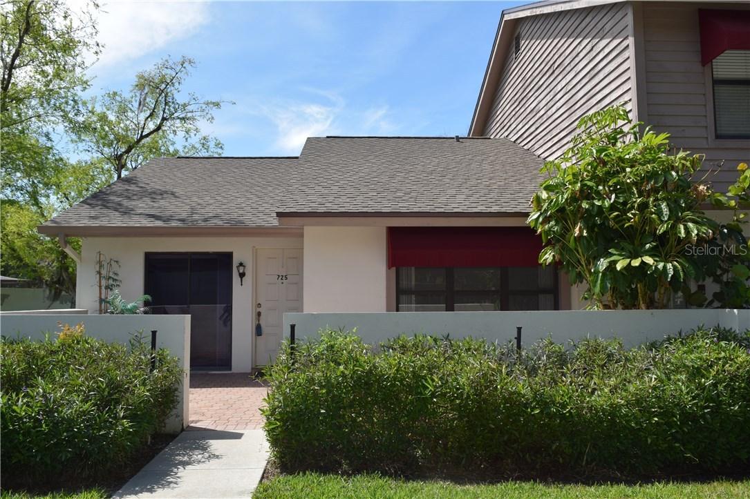 725 Oak Park Pl., Brandon, FL 33511