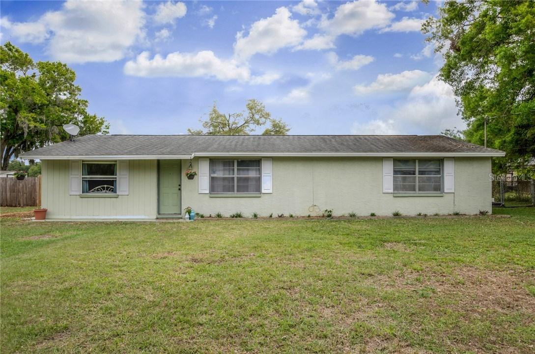 15407 E Lake Burrell Dr., Lutz, FL 33549