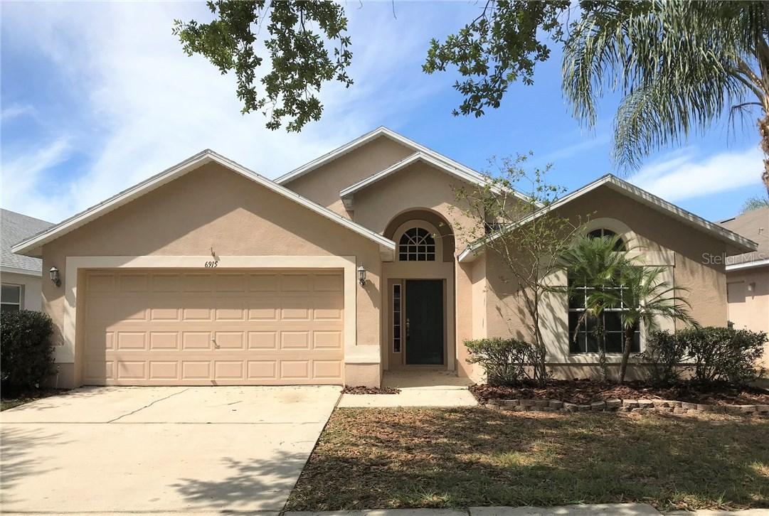 6915 Jamestown Manor Dr., Riverview, FL 33578