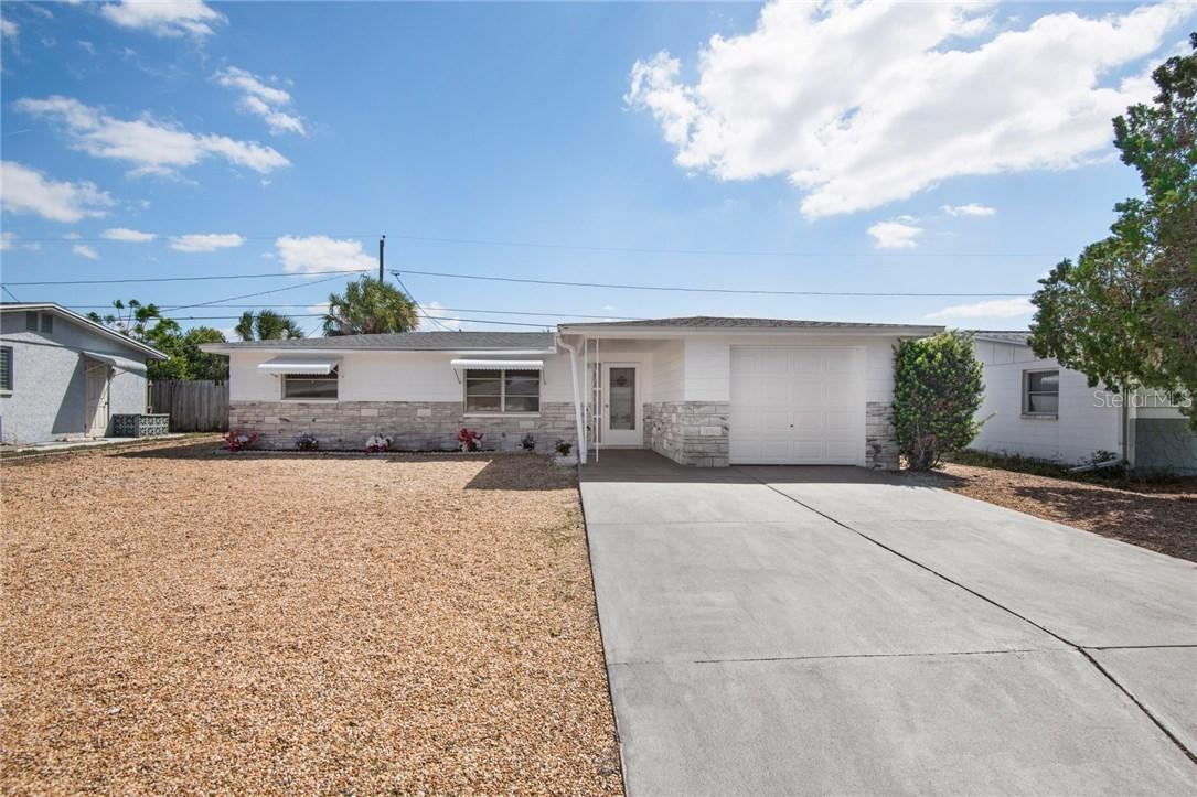 1126 Landau St., Holiday, FL 34690