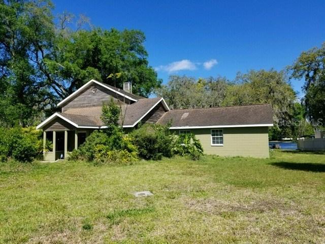 1401 Dorsett Pl., Tampa, FL 33612