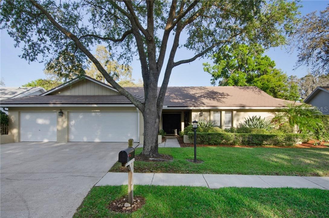 13713 Halliford Drive Dr., Tampa, FL 33618