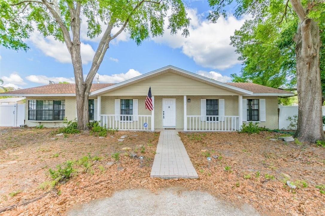 614 N Echo Dr., Brandon, FL 33511