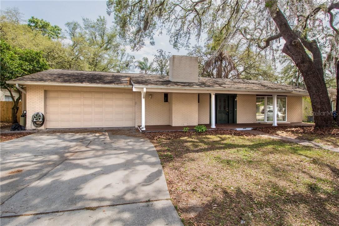 315 E Windhorst Rd., Brandon, FL 33510