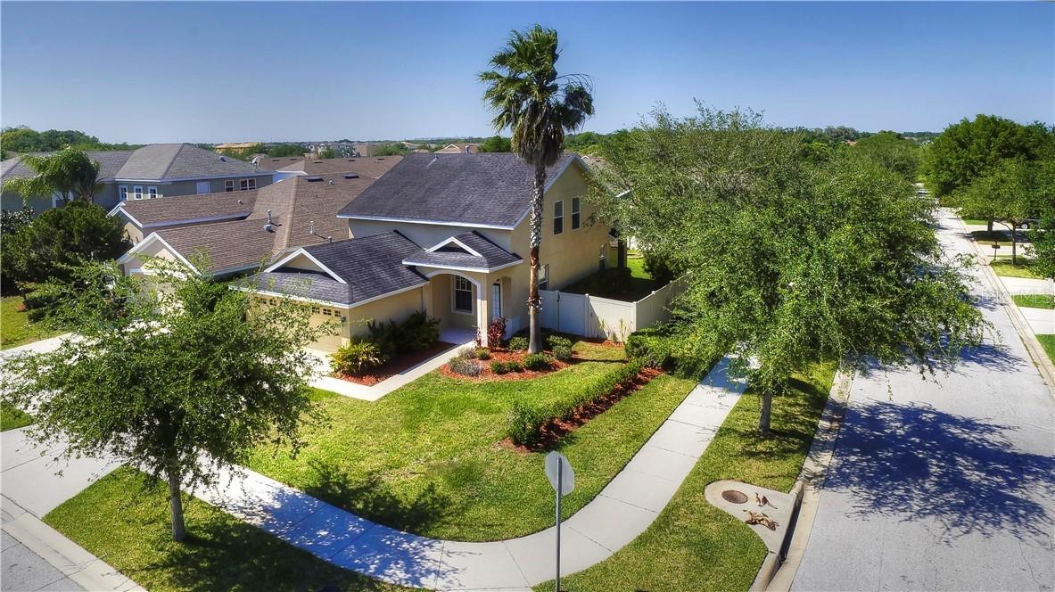 10236 Avelar Ridge Dr., Riverview, FL 33578