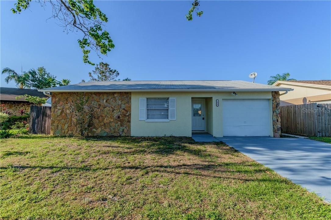 1029 Old Field Dr., Brandon, FL 33511