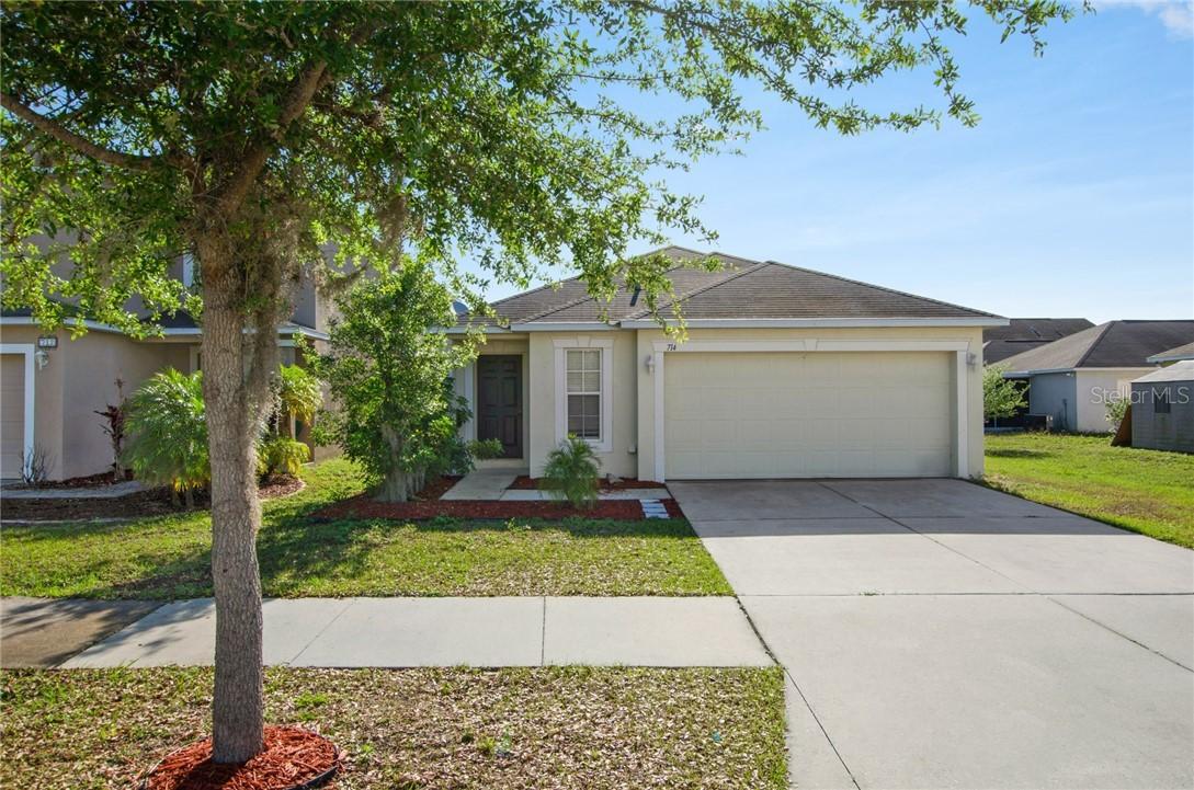 714 Brenton Leaf Dr., Ruskin, FL 33570