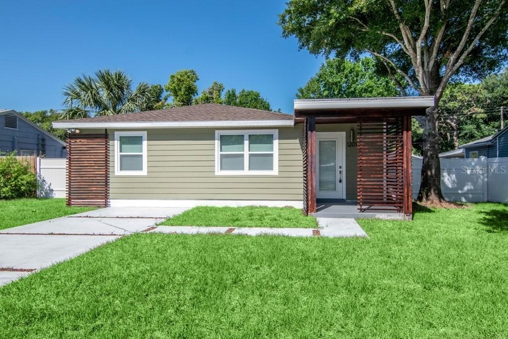 1201 Gray St., Gulfport, FL 33707