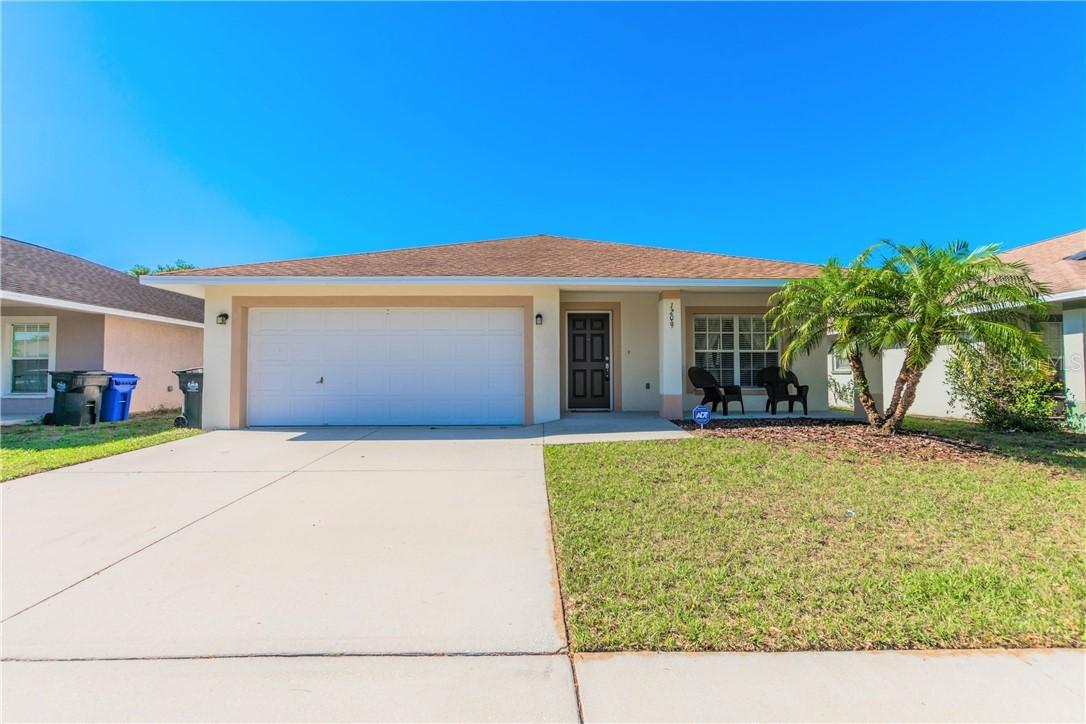 1209 Bayou Pass Dr., Ruskin, FL 33570