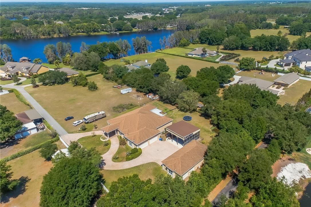 19620 Grace Estates Ln., Lutz, FL 33549