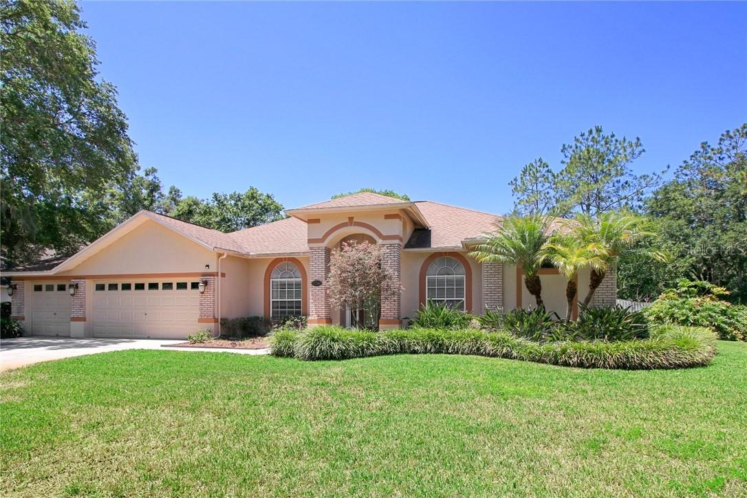 17306 Oak Ledge Dr., Lutz, FL 33549